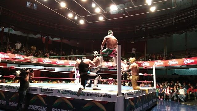 Lucha libre Arena Coliseo